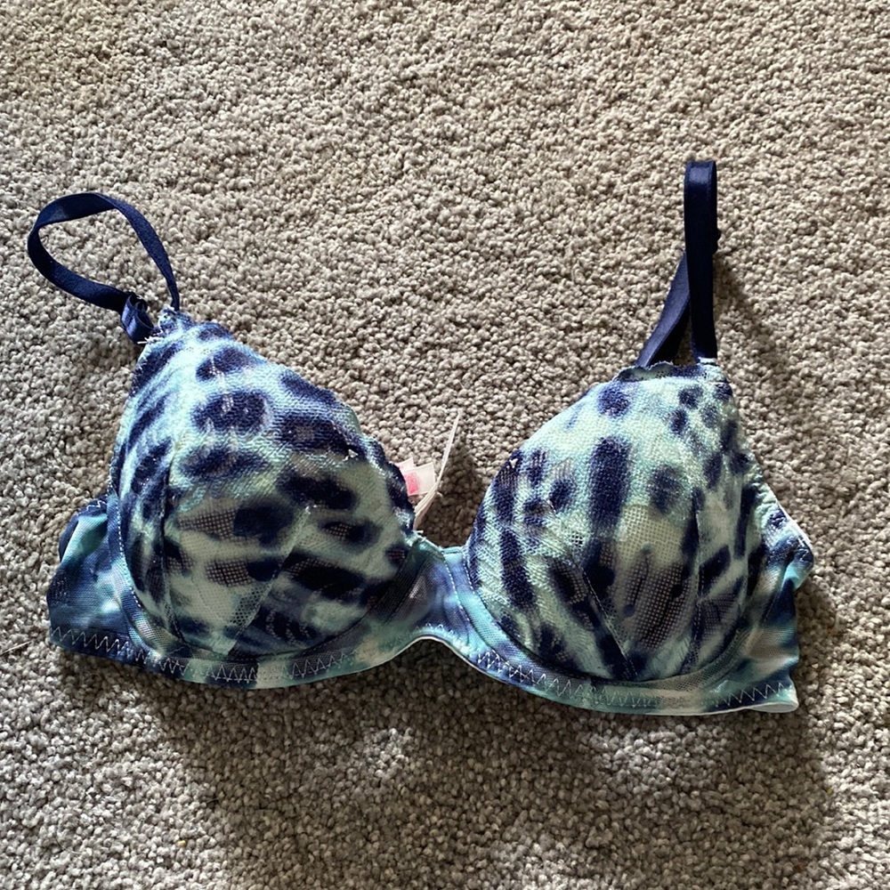 victoria secret pink bra